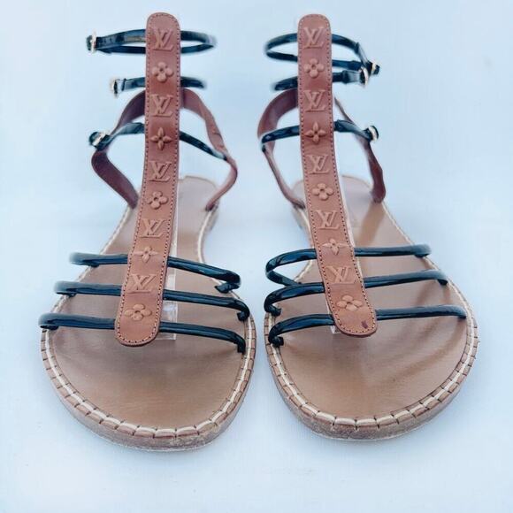 Louis Vuitton Gladiator Sandals Flats Strappy
Black LV Logo Leather 41 Ankle 11 - Picture 4 of 14